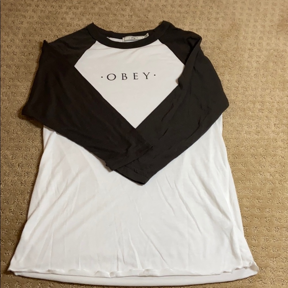 Obey t-shirt